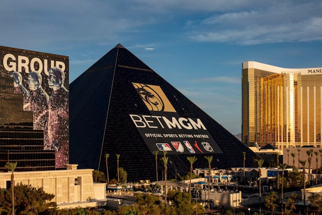 Bet MGM on the Luxor scaled