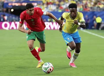 Vini e hakimi no jogo brasil vs marrocos